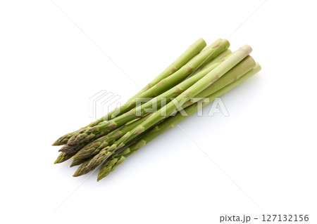 白バックのグリーンアスパラガス 白バックのグリーンアスパラガス 127132156