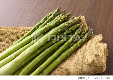 アスパラガス 127132740