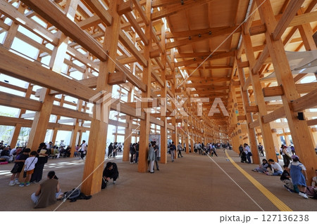 2025 大阪・関西万博　大屋根リング 127136238