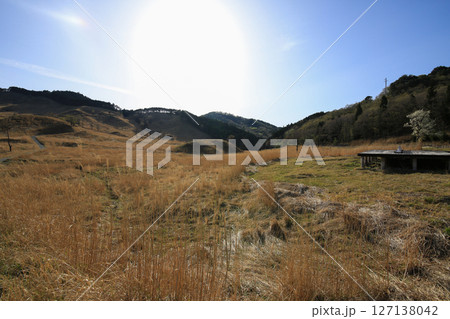 兵庫県神河町 砥峰高原の風景 兵庫県神河町 砥峰高原の風景 127138042