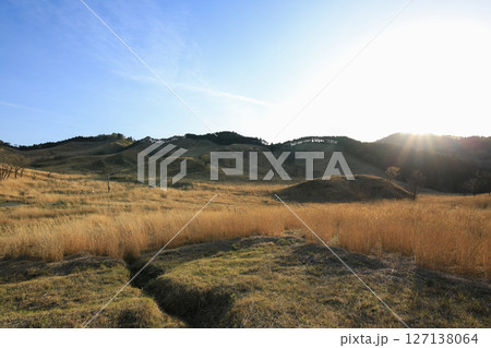 兵庫県神河町　砥峰高原の風景 127138064