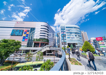 「埼玉県」JR川口駅東口前　川口市 127142410