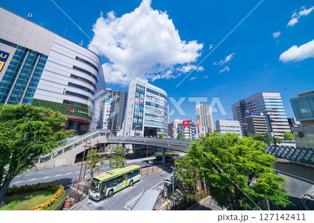 「埼玉県」JR川口駅東口前　川口市 127142411