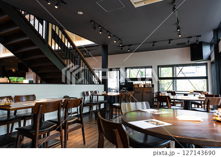 ベーカリー&レストラン沢村旧軽井沢　落ち着いた雰囲気　長野県北佐久郡軽井沢町 127143690