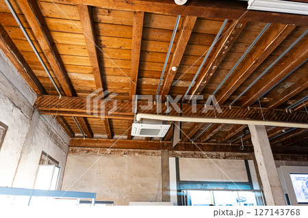 富岡製糸場　東置繭所の天井　群馬県富岡市富岡 127143768