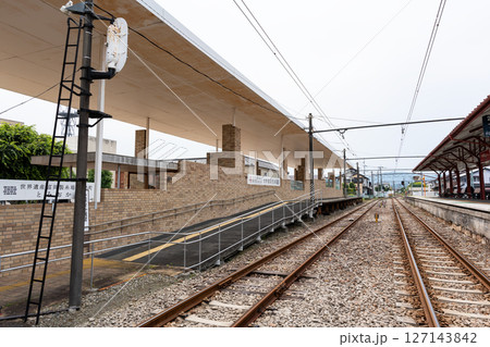 上州富岡駅のホームにて　群馬県富岡市富岡 127143842