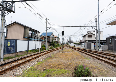上州富岡駅のホームから見た町並み 群馬県富岡市富岡 上州富岡駅のホームから見た町並み 群馬県富岡市富岡 127143843