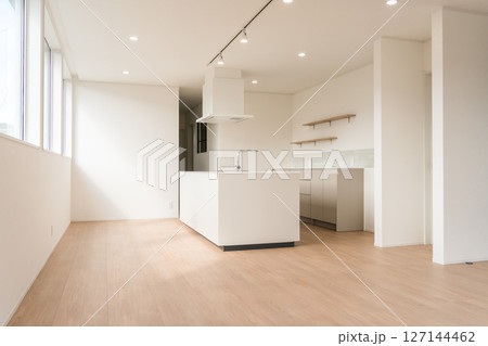 日当たりの良いダイニングキッチン 日当たりの良いダイニングキッチン 127144462