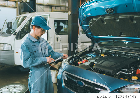 自動車整備工場 127145448