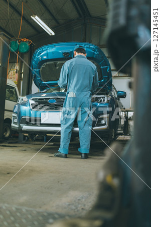 自動車整備工場 自動車整備工場 127145451