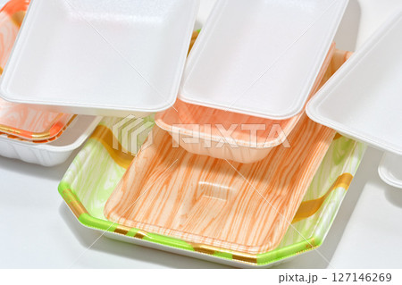 資源ごみ リサイクル 食品トレー 127146269