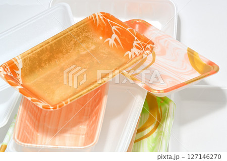 資源ごみ リサイクル 食品トレー 127146270