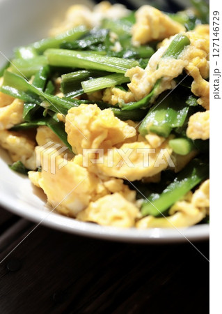 ふわふわタマゴのニラたま炒め 127146729
