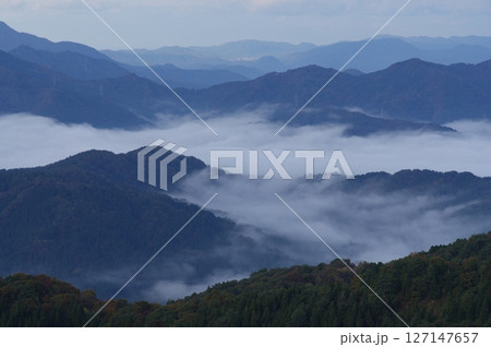 池田町上空の雲海　部子山からの眺め　福井県今立郡池田町 127147657