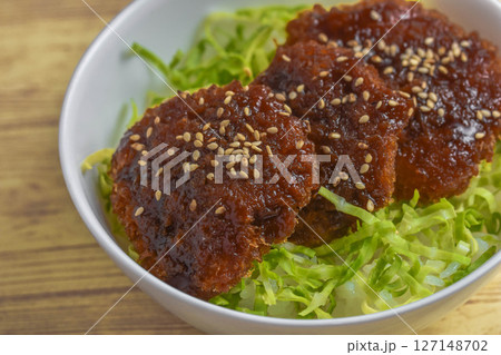 ソーストンカツ丼 ソーストンカツ丼 127148702