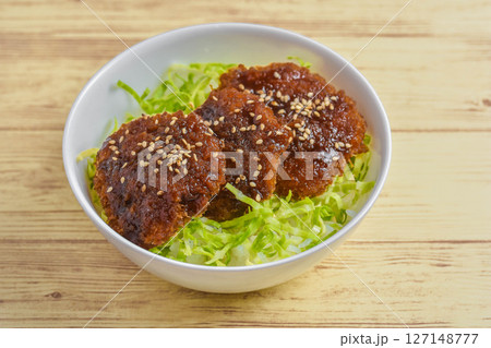 ソーストンカツ丼 ソーストンカツ丼 127148777