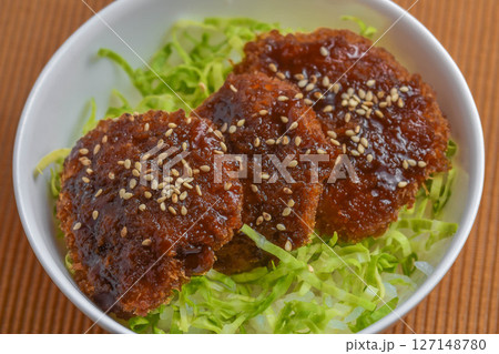 ソーストンカツ丼 ソーストンカツ丼 127148780