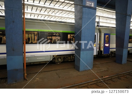 ポーランドの京都クラクフ旧市街地周辺風景 127150073