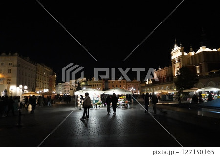 ポーランドの京都クラクフ旧市街地周辺風景 ポーランドの京都クラクフ旧市街地周辺風景 127150165