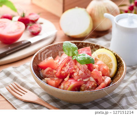 トマトと新玉ねぎの和風マリネ ( トマトのマリネ ) トマトと新玉ねぎの和風マリネ ( トマトのマリネ ) 127151214