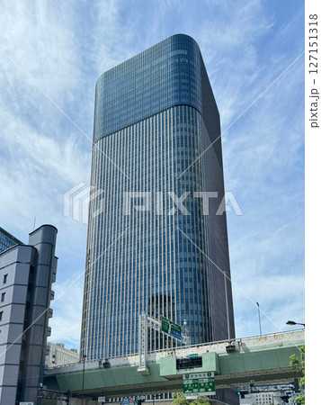中之島フェスティバルタワーウエスト(大阪市北区。帝人大阪本社、共和薬品工業本社、コンラッド大阪など) 中之島フェスティバルタワーウエスト(大阪市北区。帝人大阪本社、共和薬品工業本社、コンラッド大阪など) 127151318