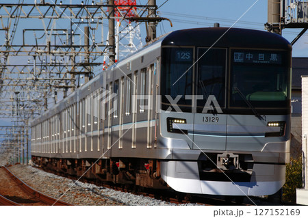 ［H］東京地下鉄日比谷線13000系電車（東武日光線直通） 127152169