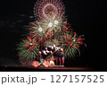 茅ヶ崎サザン芸術花火大会　茅ヶ崎の夜空に大輪の花火 127157525