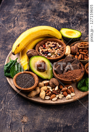 Products containing natural magnesium Mg 127159605