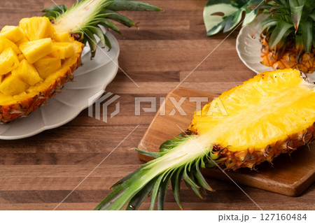 パイナップル パイン パインアップル 127160484