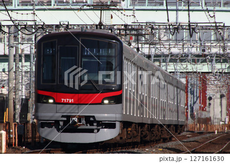 ［TS］東武スカイツリーライン／東武伊勢崎線70090系（東京メトロ日比谷線直通） 127161630