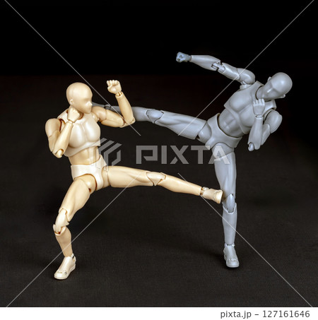 Thayae Kham Sao (Thayae Propping up the Pillar) Figurines, 11 of 15 Standard Luk Mai Muay Thai Techniques. Thayae Kham Sao (Thayae Propping up the Pillar) Figurines, 11 of 15 Standard Luk Mai Muay Thai Techniques. 127161646