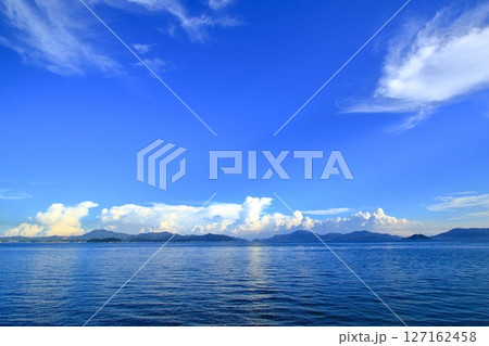 大芝島から大崎上島 とびしま海道方面を望む 大芝島から大崎上島 とびしま海道方面を望む 127162458