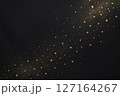 黒背景に舞う金粉（料理背景） 127164267
