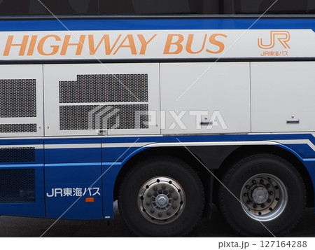JRのハイウェイバス 　エアロキング 127164288