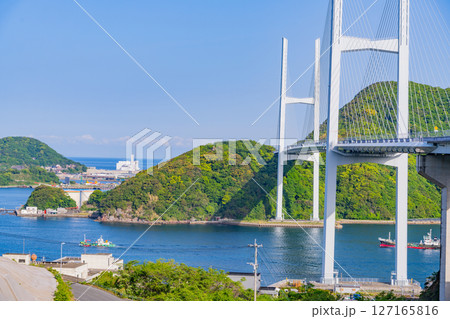 (長崎県)女神大橋 航行する船舶 (長崎県)女神大橋 航行する船舶 127165816