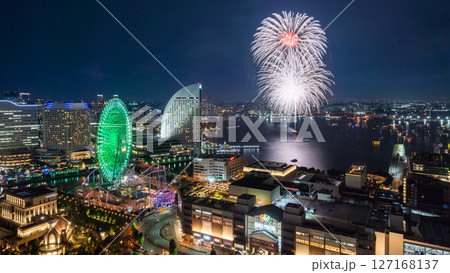 【都市風景】みなとみらいの花火と夜景 127168137