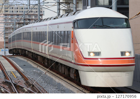 東武スカイツリーライン特急きぬ/特急けごん(100系スペーシア車両) 東武スカイツリーライン特急きぬ/特急けごん(100系スペーシア車両) 127170956