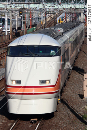 東武スカイツリーライン特急きぬ／特急けごん（100系スペーシア車両） 127170957