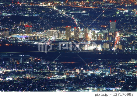 大山から見る関東平野の夜景 127170998