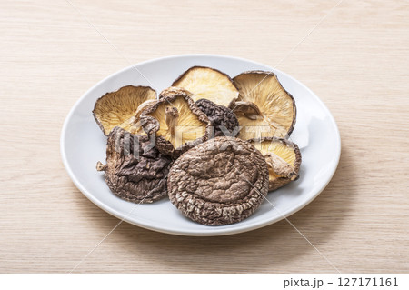 干し椎茸　健康食品　出汁の素になる食材　出汁を摂る材料　 127171161