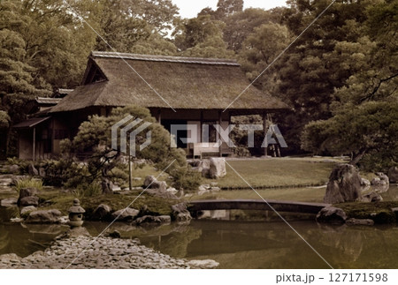 古写真　1962年　京都　桂離宮の松琴亭 127171598