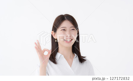 女性 ポートレート 女性 ポートレート 127172832