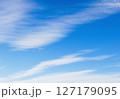 青空と雲 127179095