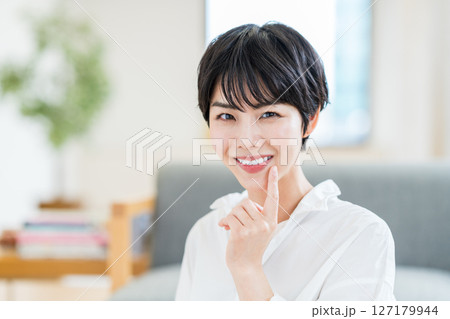 ビューティーイメージ 127179944