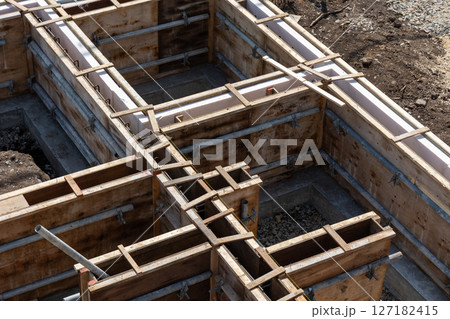 住宅建設素材 基礎 住宅建設素材 基礎 127182415