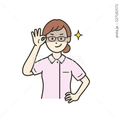 眼鏡を上げて悪巧みしてニヤける若い女性看護師 127182571