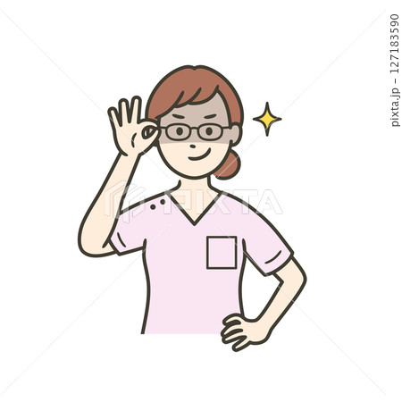 眼鏡を上げて悪巧みしてニヤける若い女性歯科医師 127183590