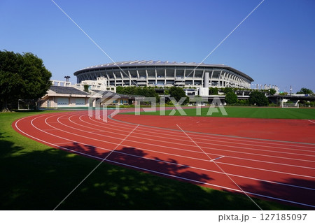 横浜国際総合競技場 サブトラック 127185097