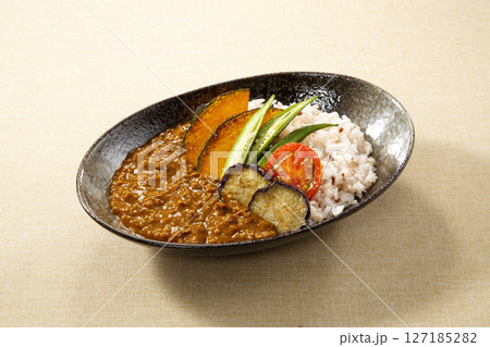 夏野菜カレー 127185282