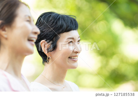 シニア女性のポートレート 127185538